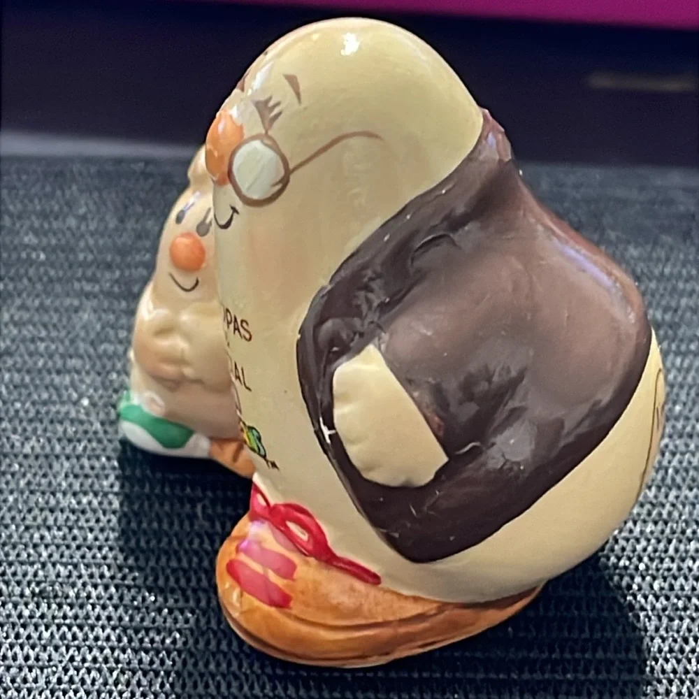 Enesco 1983 Grandpas are Special Vintage Ceramic Figurine Collectible Human bean